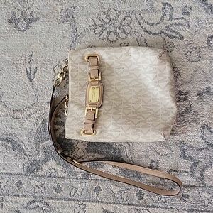 White Micheal Kors Purse